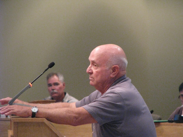 A Destin resident voices his concerns for the city's response plans.
